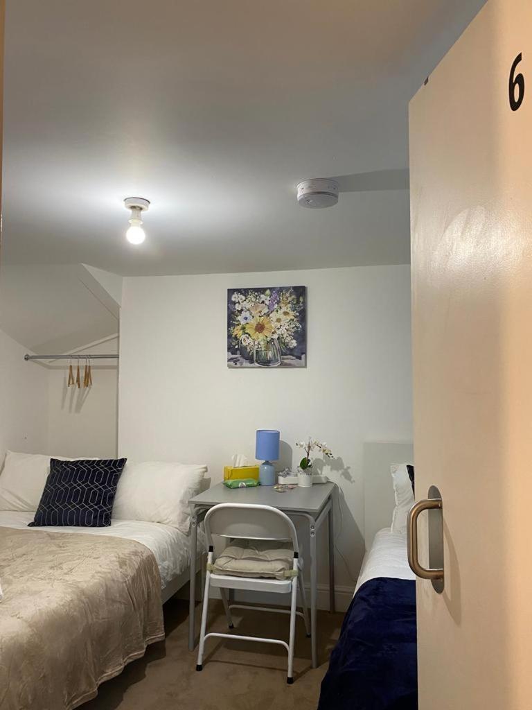 Comfy Private Rooms In Camden Town, Central Londen Buitenkant foto